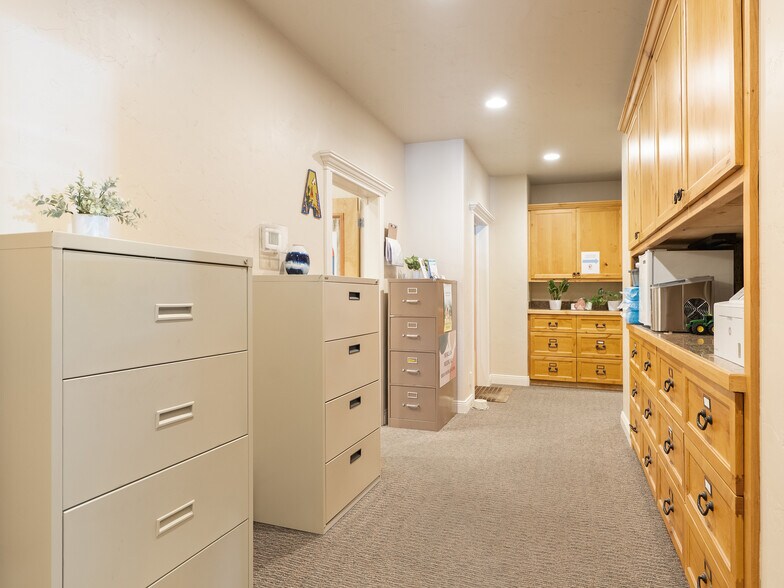 More Photos Of 65 Commons Way, Kalispell Office For Sale