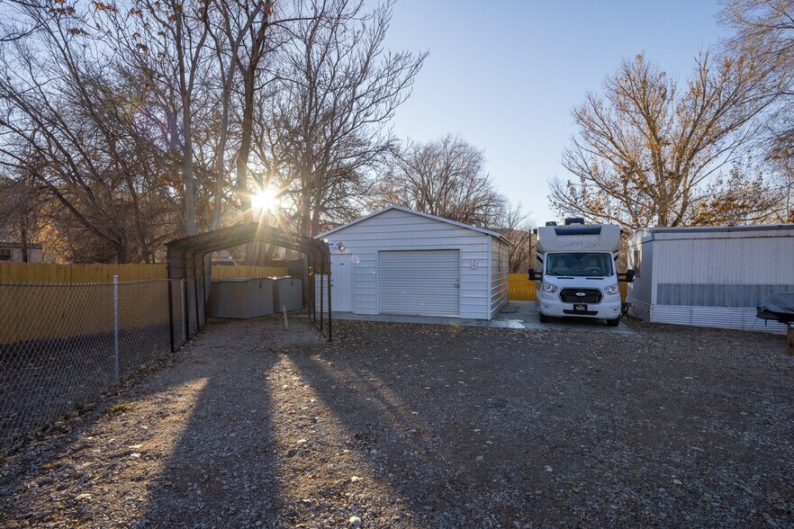 More Photos Of 166 S 400 E, Moab Hotel For Sale