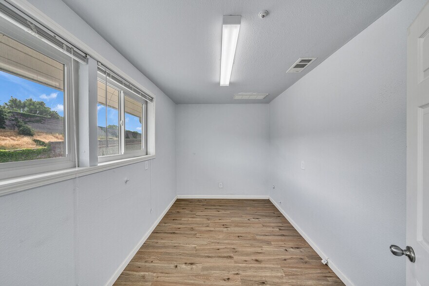 More Photos Of 2820 Broadmoor Ave, Concord Freestanding For Lease