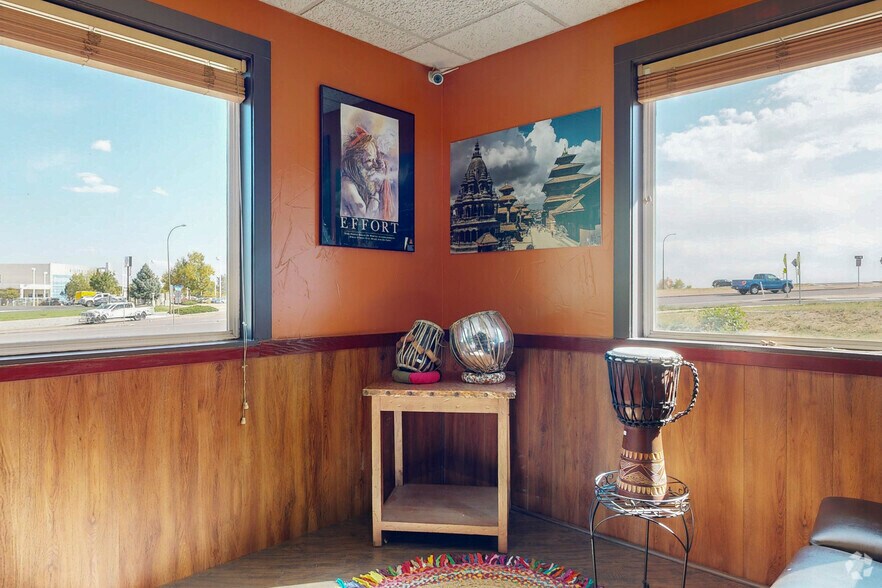 More Photos Of 11903 W 6th Avenue Frontage Rd, Lakewood Restaurant For Sale