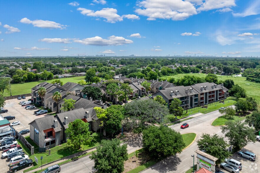 More Photos Of 13150 Bissonnet St, Houston Apartments For Sale