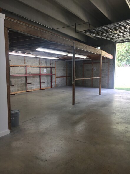More Photos Of 1875 S Dixie Hwy, Pompano Beach Flex For Lease