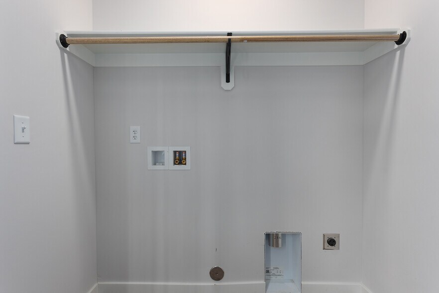 More Photos Of 4527 Forest Avenue, Kansas City Multifamily For Sale