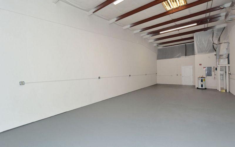 More Photos Of 4515-4521 Northgate Ct, Sarasota Warehouse For Sale