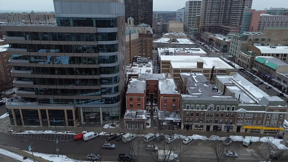 More Photos Of 716 Clark St, Evanston Apartments For Sale