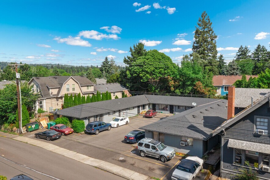 More Photos Of 2507-2525 SE Monroe St, Portland Apartments For Sale