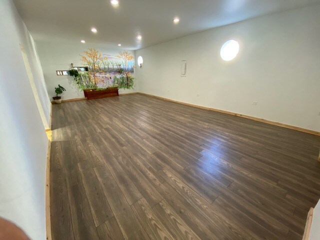 More Photos Of 8404 Jamaica Ave, Jamaica Storefront Retail Office For Lease