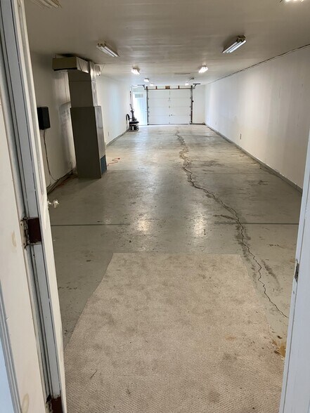 More Photos Of 112 E Main St, Hummelstown Storefront Retail Residential For Lease