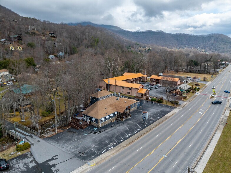More Photos Of 4352 Soco Rd, Maggie Valley Restaurant For Sale
