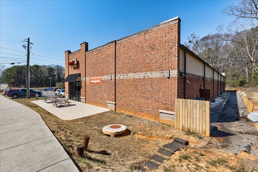 More Photos Of 438 Cabiness Road, Forsyth Storefront Retail Office For Sale