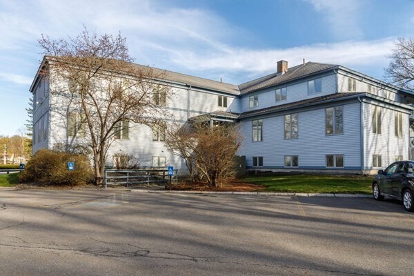 More Photos Of 33 Electric Ave, Fitchburg Medical For Lease