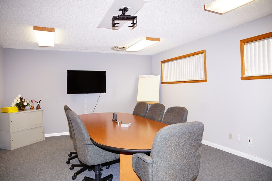 More Photos Of 12640 W Cedar Dr, Lakewood Office For Lease