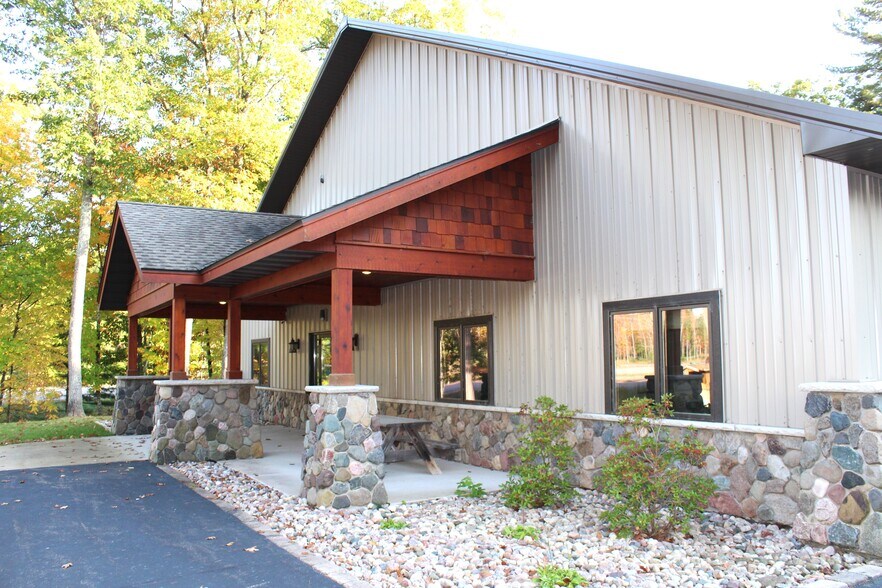 More Photos Of 9559 Bolger Lake Rd, Minocqua Office For Sale