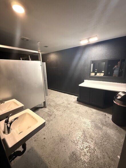 More Photos Of 205 S 3rd St, Watertown Storefront Retail Residential For Sale