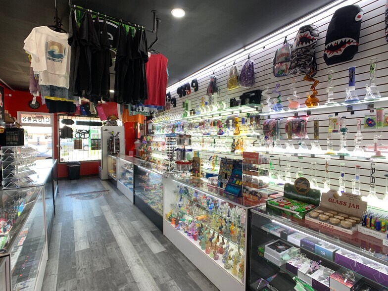 More Photos Of 246 Broadway, Chula Vista Freestanding For Sale