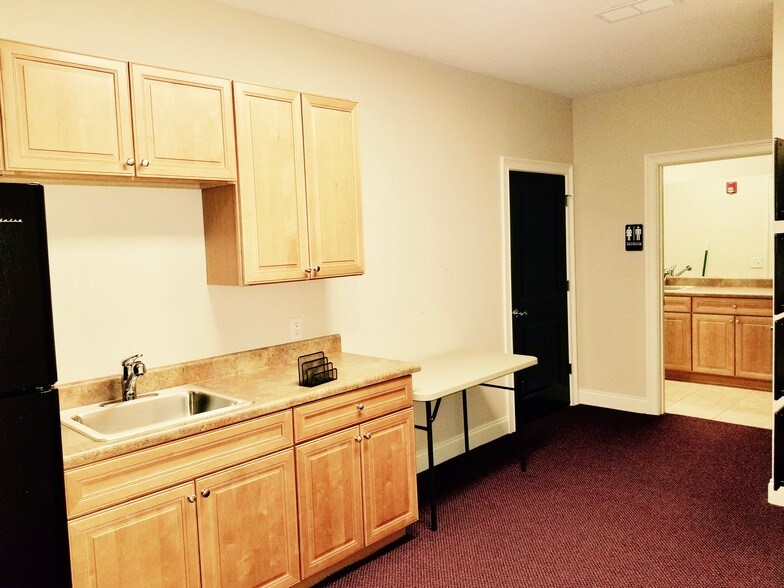 More Photos Of 5400 Laurel Springs Pky, Suwanee Office For Sale