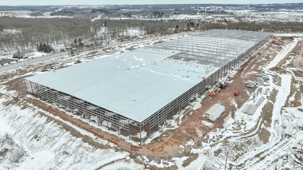 More Photos Of 125 Crossroads Blvd S, Hazleton Distribution For Lease