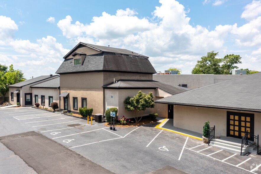 Primary Photo Of 1710 Defoor Ave NW, Atlanta Showroom For Lease