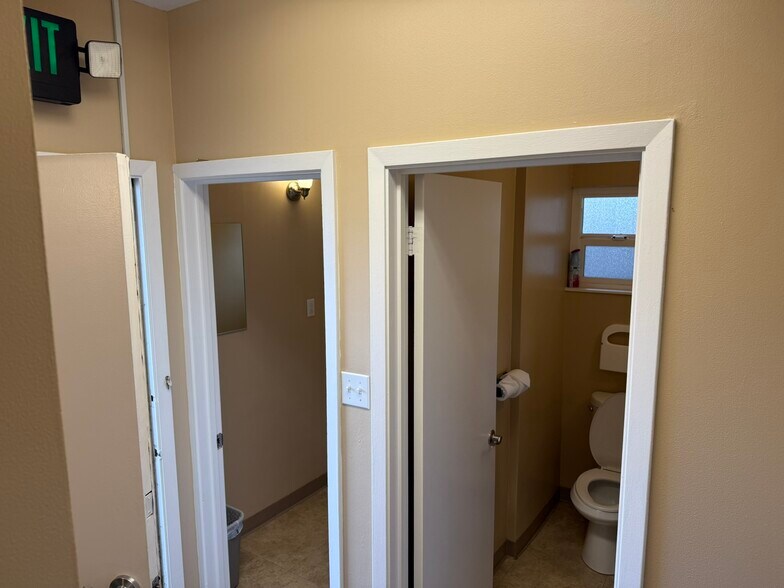 More Photos Of 422-426 Peninsula Ave, San Mateo Medical For Sale