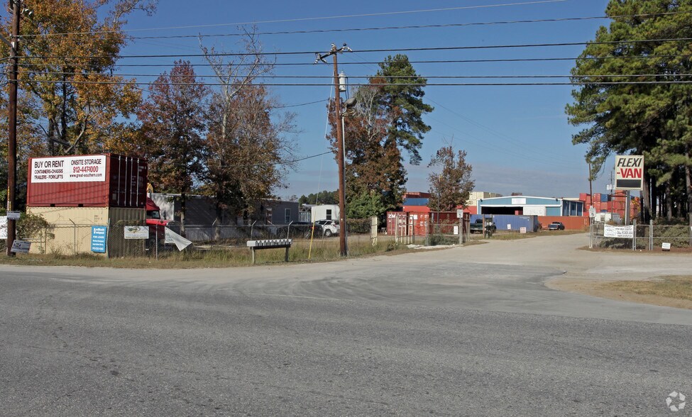 More Photos Of 289 Telfair Rd, Savannah Warehouse For Lease