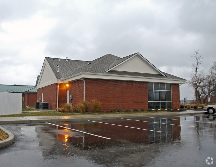 More Photos Of 110 Hospitality Dr, Xenia General Retail For Sale