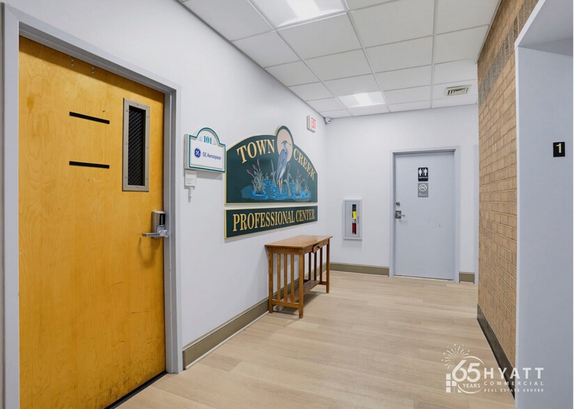 More Photos Of 22776 Three Notch Rd, Lexington Park Office For Sale