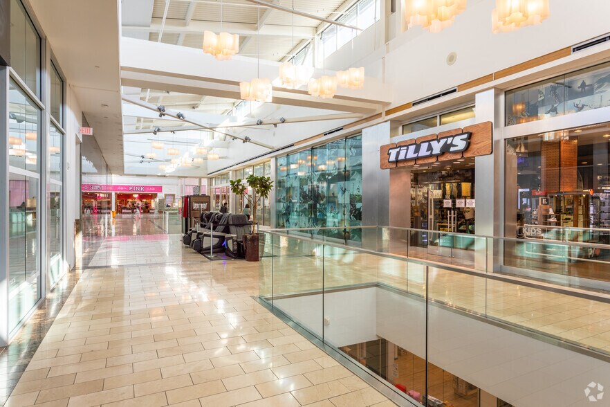 More Photos Of 1125-1197 Galleria Blvd, Roseville Unknown For Lease