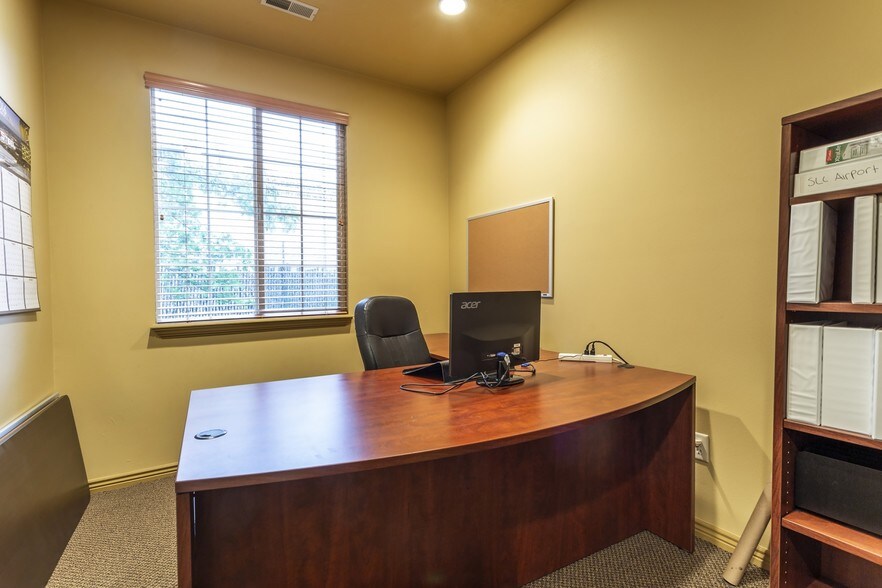 More Photos Of 9140 S State St, Sandy Office For Lease