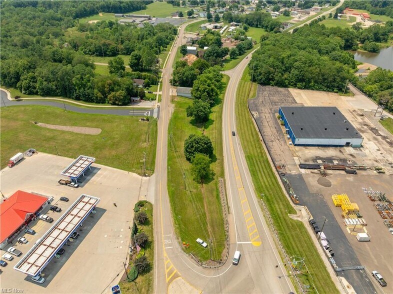 More Photos Of 3249 Coral Rd, Malvern Office For Sale
