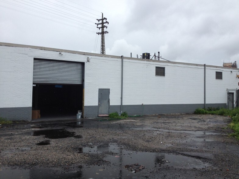 More Photos Of 10727-10737 180th St, Jamaica Warehouse For Lease