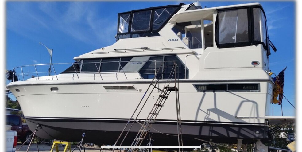 More Photos Of 286 Lake Shore Dr, Pottsboro Marina For Sale