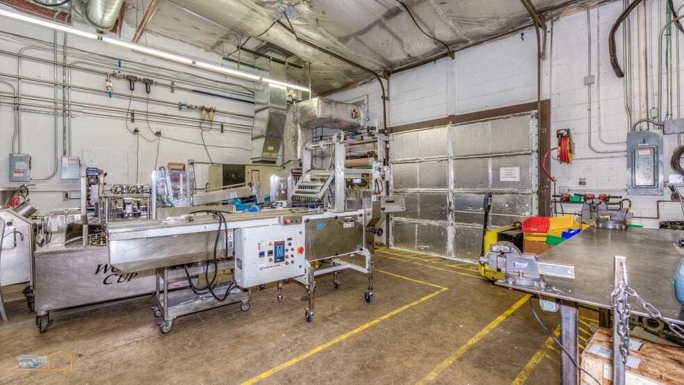 More Photos Of 1845 Range St, Boulder Warehouse For Sale