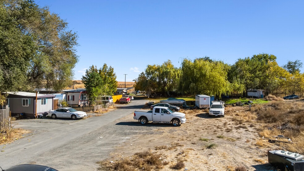 More Photos Of 6993 SE Road U, Warden Manufactured Housing Mobile Home Park For Sale