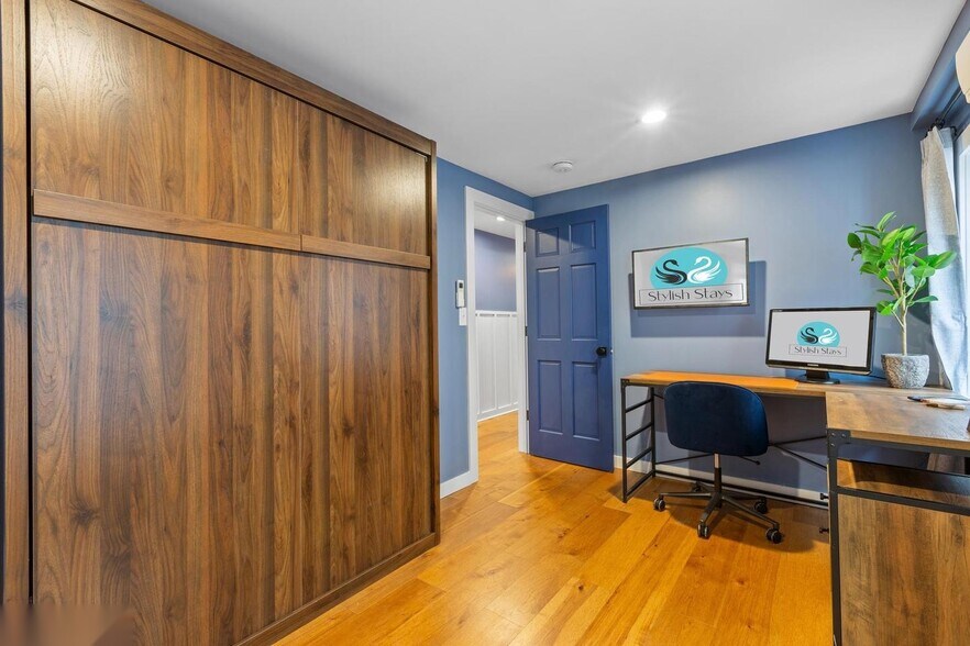 More Photos Of 220 West St, Annapolis Office For Sale