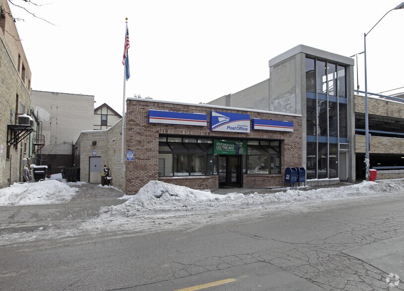 More Photos Of 441 N Lake St, Madison Storefront Retail Office For Sale