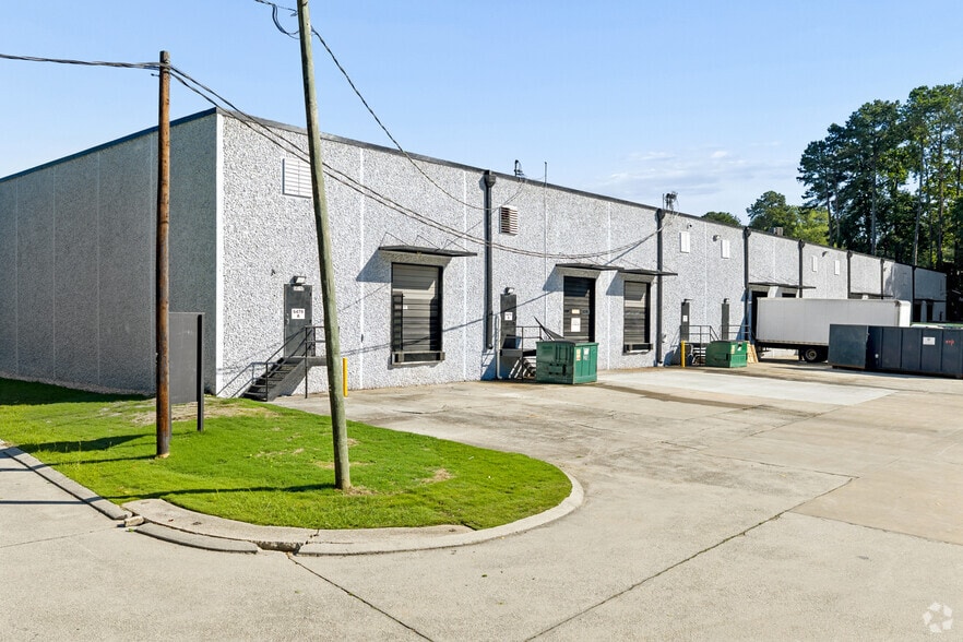 More Photos Of 6481 Peachtree Industrial Blvd, Atlanta Unknown For Lease