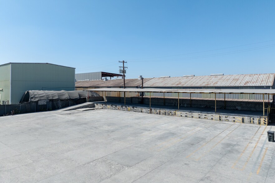 More Photos Of 5630 Cherry Ave, Long Beach Land For Lease