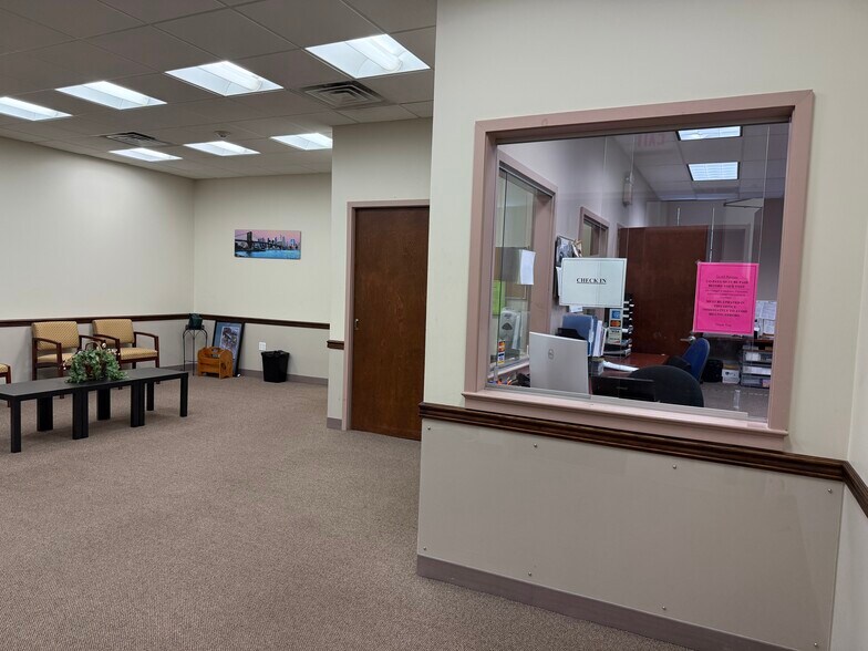 More Photos Of 294-298 State St, Hackensack Medical For Sale