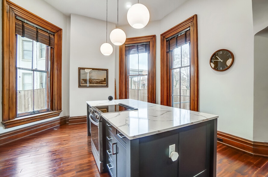 More Photos Of 208 W Monument Ave, Dayton Office Residential For Sale