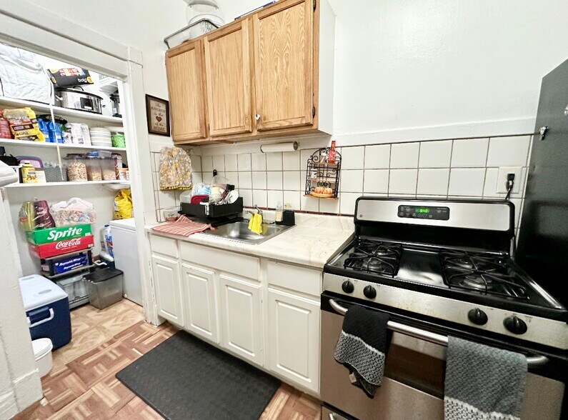More Photos Of 1601 W Garfield Blvd, Chicago Apartments For Sale
