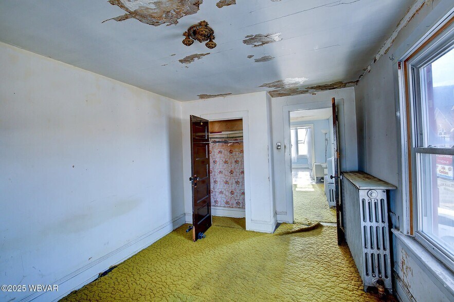 More Photos Of 32 W Southern Ave, Williamsport General Retail For Sale