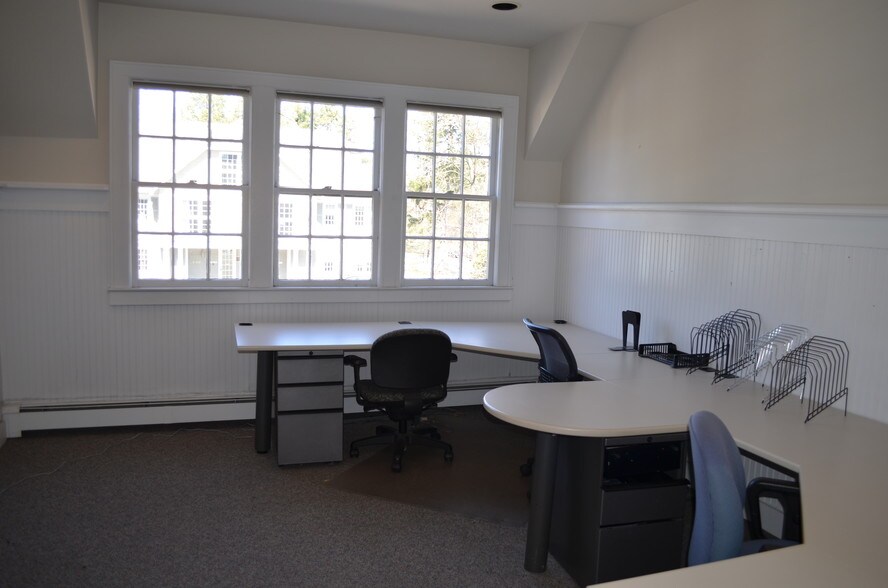 More Photos Of 264 South St, Morristown Office For Lease