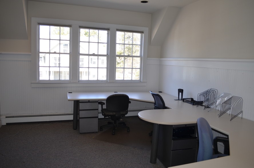 More Photos Of 264 South St, Morristown Office For Lease