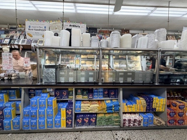 More Photos Of 160 Jericho Tpke, Mineola Storefront Retail Office For Sale