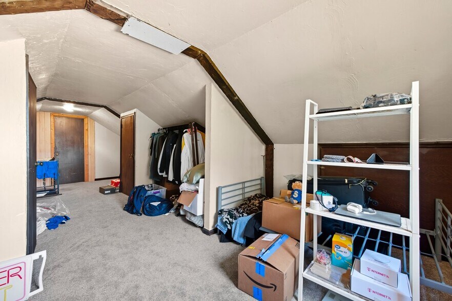 More Photos Of 1262-1264 US-22, Lebanon Auto Repair For Sale