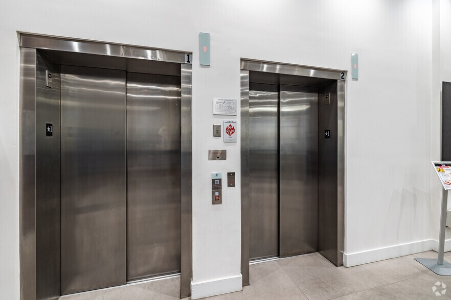 More Photos Of 800 SE 4th Ave, Hallandale Beach Office For Lease