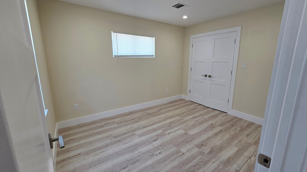 More Photos Of , Houston Multifamily For Sale