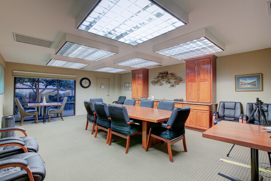 More Photos Of 5012 Salida Blvd, Salida Office For Sale