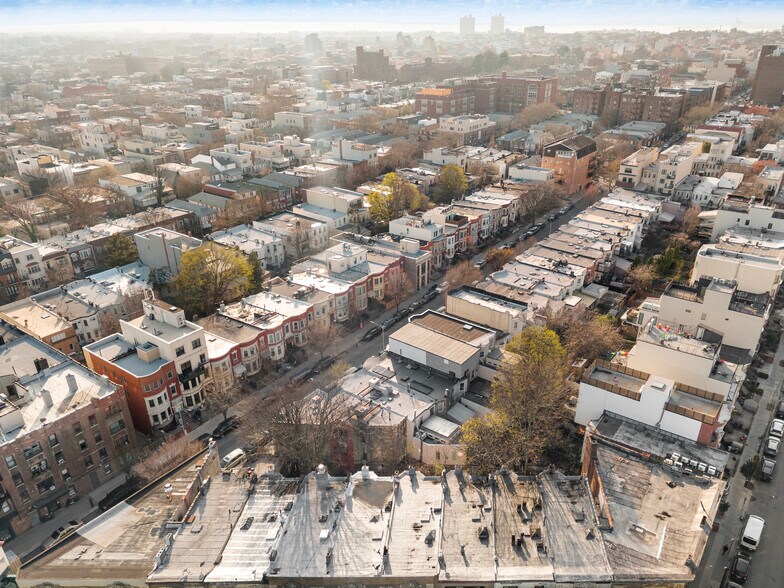 More Photos Of , Brooklyn General Retail For Sale