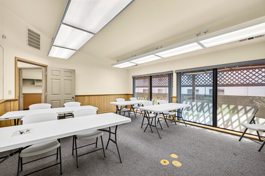 More Photos Of 3716 E Idaho St, Elko Office Residential For Lease